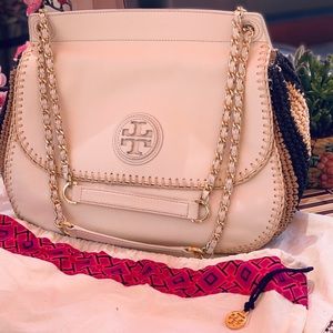 💐Authentic Beige Tory Burch bag💕